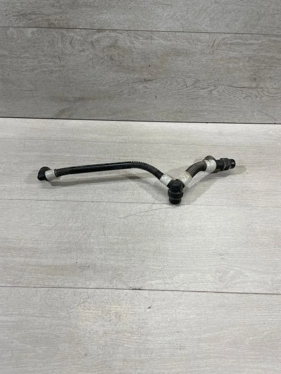 Engine coolant pipe/hose 107757700f – Tesla Model 3 (2017-)