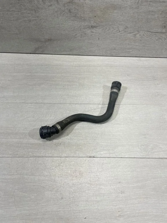 Engine coolant pipe/hose 8634285