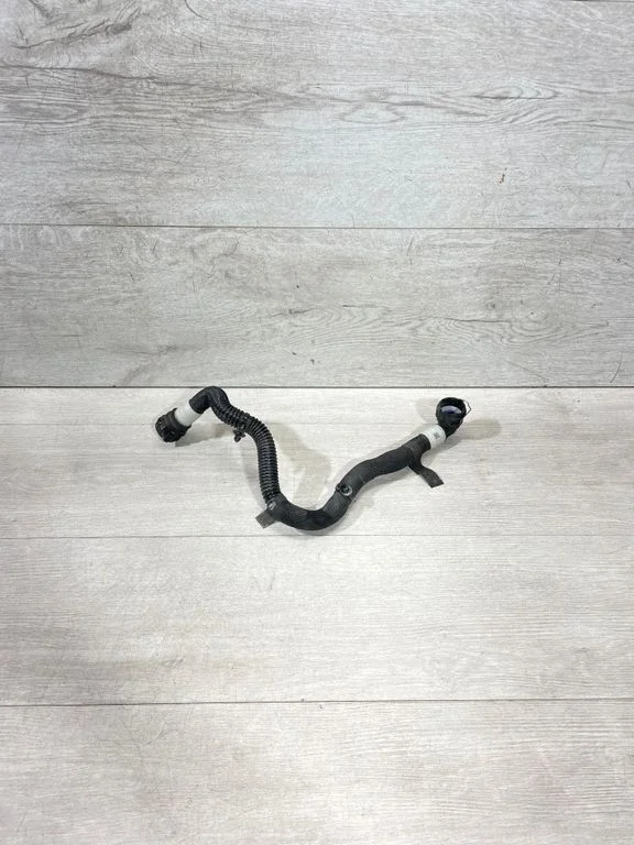 Engine coolant pipe/hose 107759400c – Tesla Model 3 (2017-)