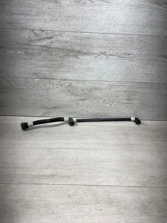 Engine coolant pipe/hose 107757600f – Tesla Model 3 (2017-)