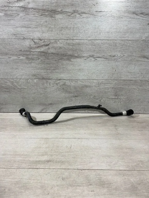 Engine coolant pipe/hose 163159500a – Tesla Model 3 (2017-)