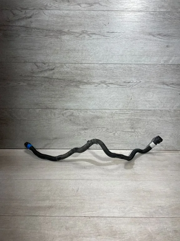 Engine coolant pipe/hose 150472100b – Tesla Model 3 (2017-)