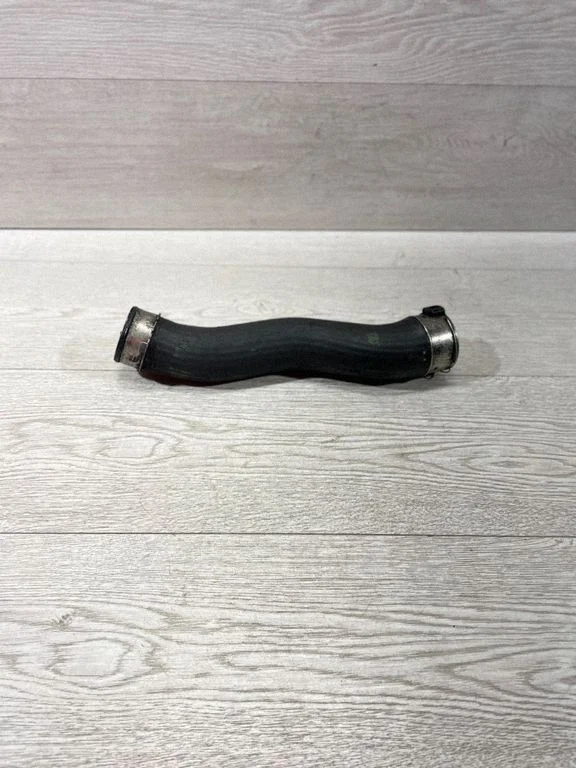 Intercooler hose/pipe – BMW 3 Series E90 E91 (2005-2012)