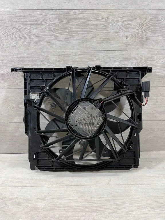 Elektriskais radiatora ventilators 7633273