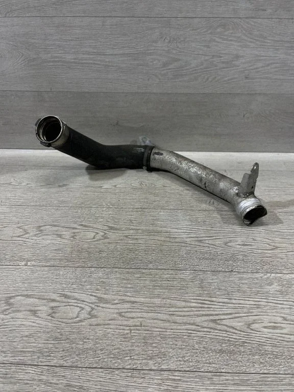 Wąż / rura intercoolera 31370955 – Volvo V60 (2013-2018)