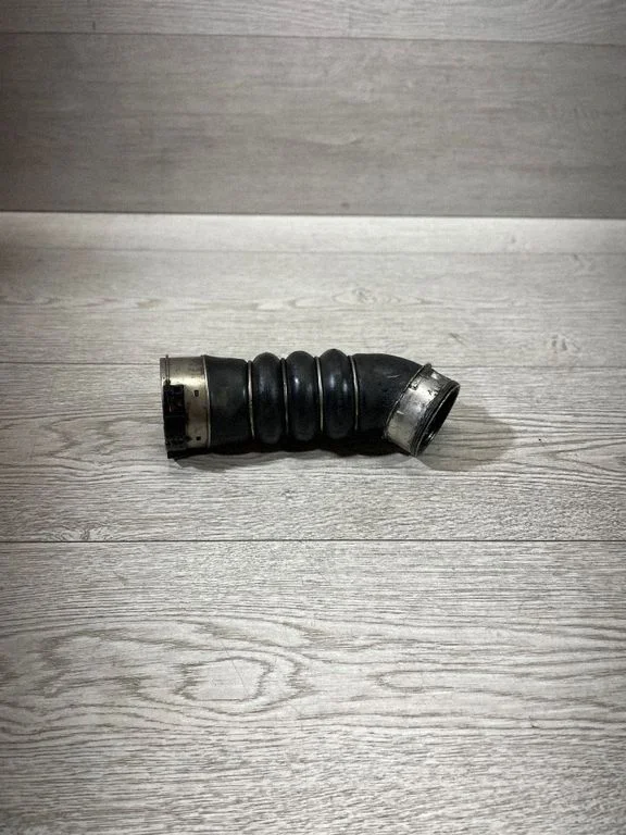 Intercooler hose/pipe – BMW 3 Series E90 E91 (2005-2012)