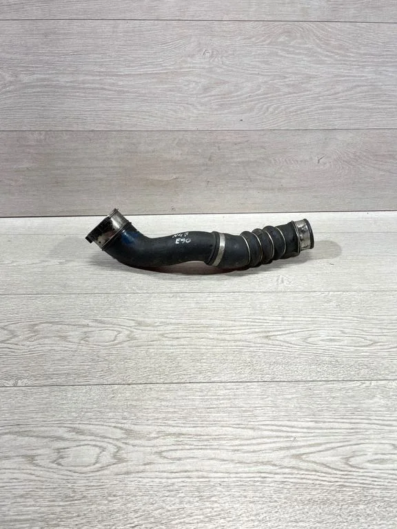 Intercooler hose/pipe – BMW 3 Series E90 E91 (2005-2012)