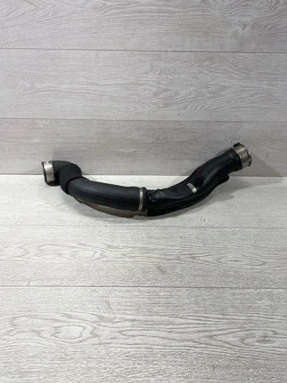 Starpdzesētāja šļūtene (-es)/ caurule (-es) – BMW X5 E70 (2006-2013)