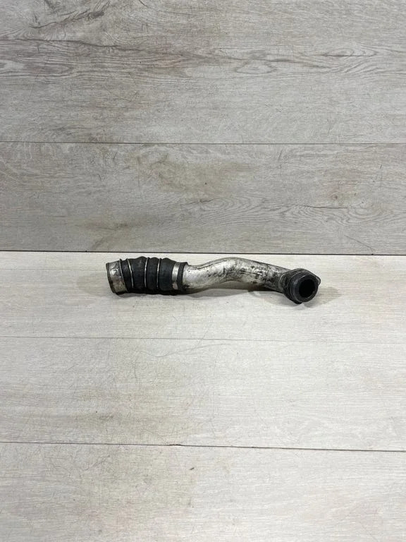 Wąż / rura intercoolera – BMW Seria 3 E90 E91 (2005-2012)
