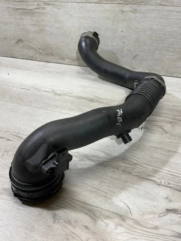 Wąż / rura intercoolera – BMW Seria 7 F01 F02 F03 F04 (2008-2016)