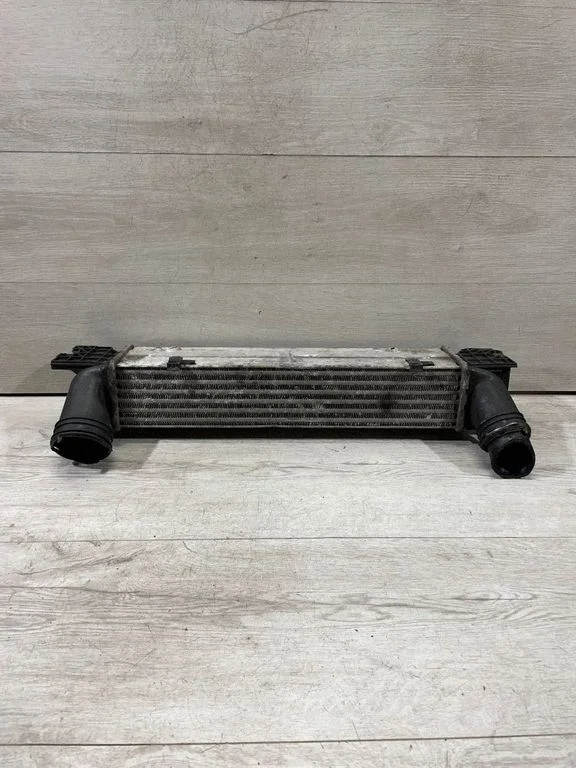 Starpdzesētāja (interkūlera) radiators – BMW 3. sērija E90 E91 (2005-2012)