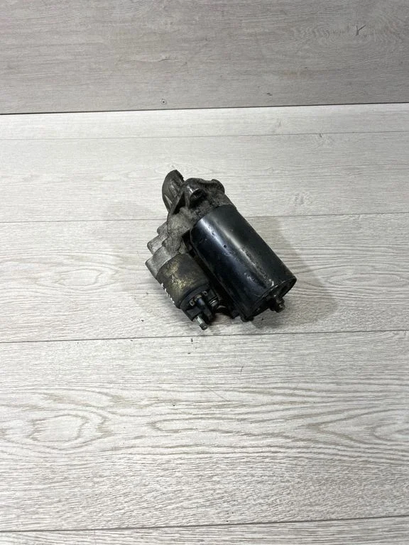 Starter motor 7796892