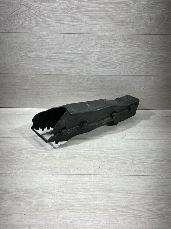 Air intake duct part 7180623 – BMW X6 E71 (2008-2014)