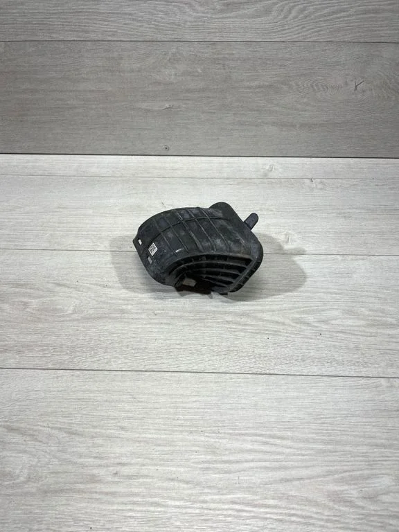 Air intake duct part 7613157