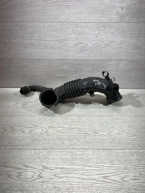 Gaisa caurule uz turbīnu – BMW 3. sērija F30 F35 F31 (2012-2018)