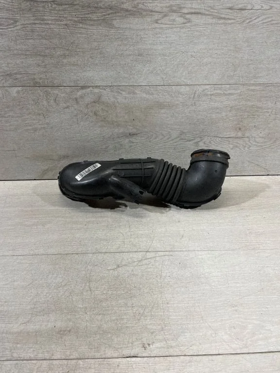 Air intake hose/pipe 7804846