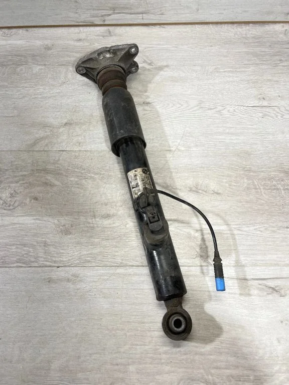 Aizmugurējais amortizators 6864761 – BMW 4. sērija F32 F33 (2013-2020)
