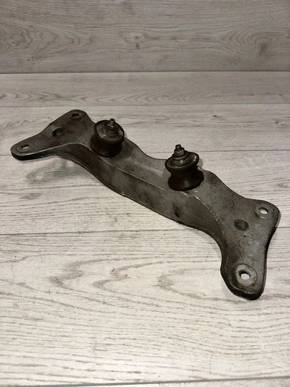 Käigukasti kinnitusklamber 6783304 – BMW Z4 E89 (2009-2017)