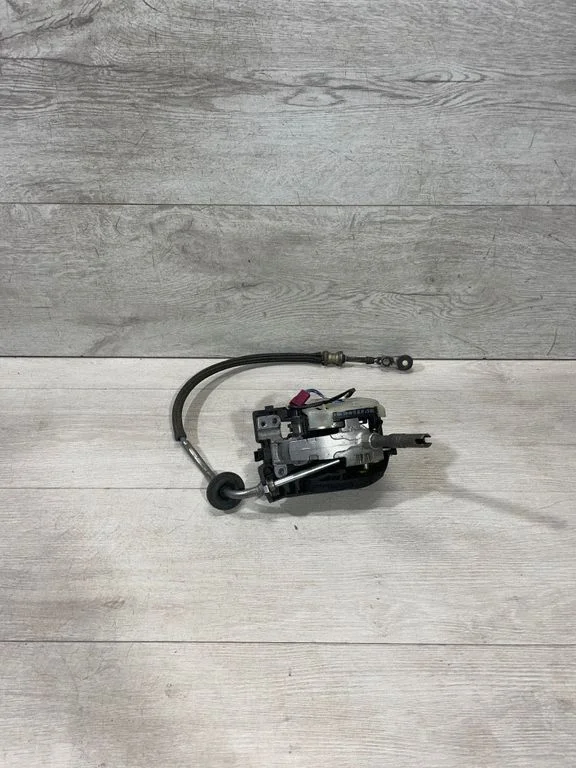 Gear selector mechanism 34203390