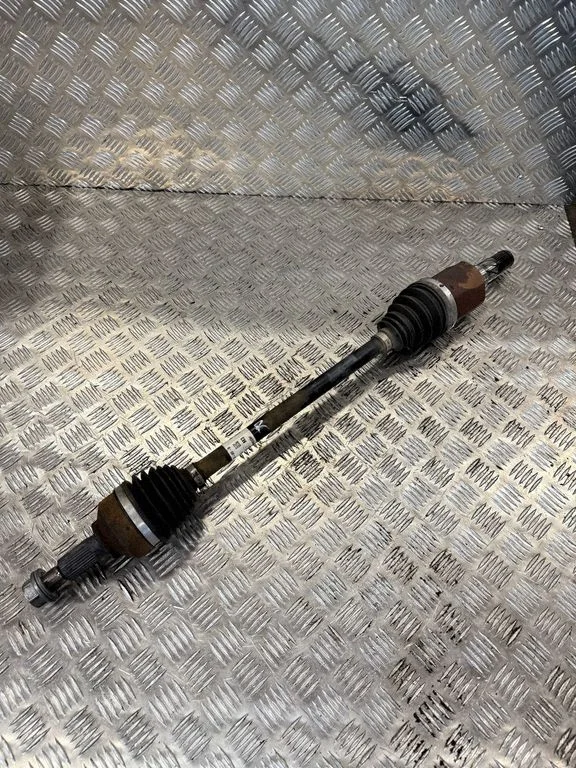 Front driveshaft 153667000B – Tesla Model 3 (2017-)