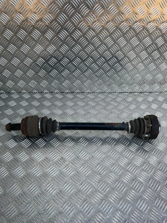 Rear driveshaft – BMW 3 Series E46 (1998-2005)