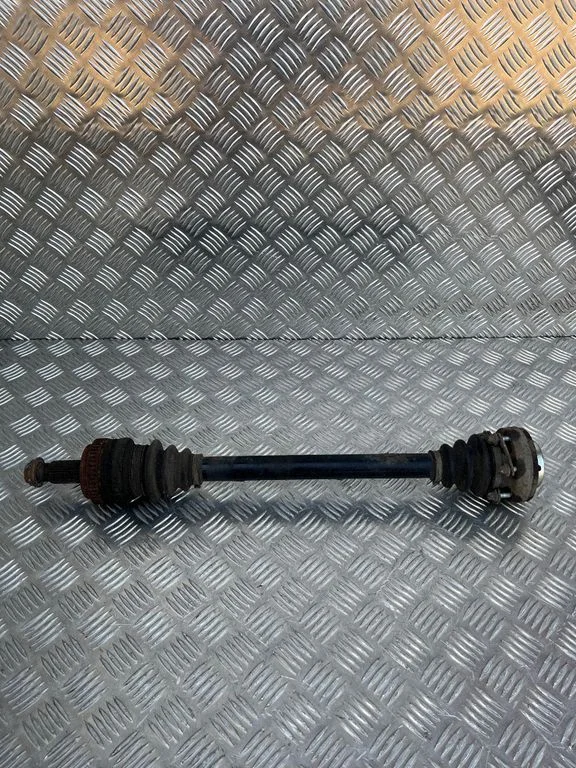 Rear driveshaft – BMW 3 Series E90 E91 (2005-2012)