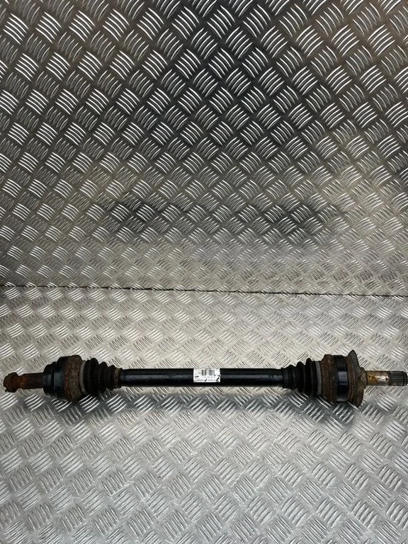 Rear driveshaft – BMW 7 Series F01 F02 F03 F04 (2008-2016)