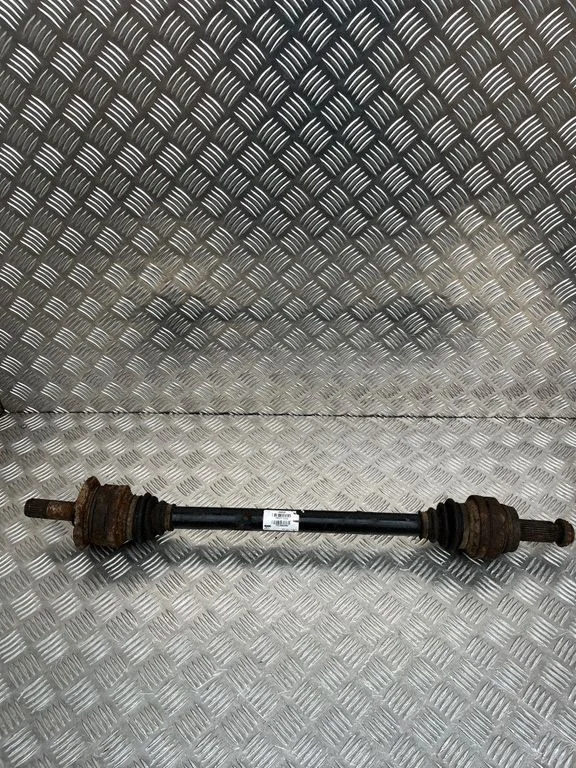 Rear driveshaft