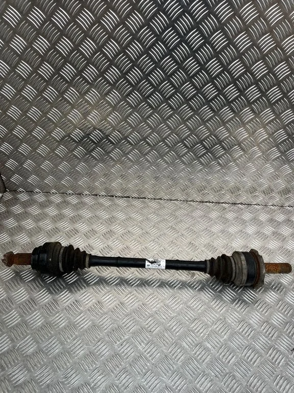 Rear driveshaft – BMW 5 Series F10 F11 (2009-2016)