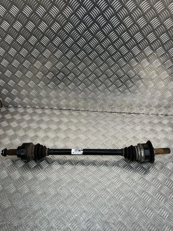 Rear driveshaft – BMW 3 Series F30 F35 F31 (2012-2018)