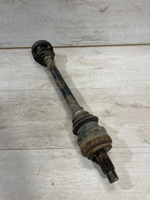 Rear driveshaft – BMW 3 Series E90 E91 (2005-2012)