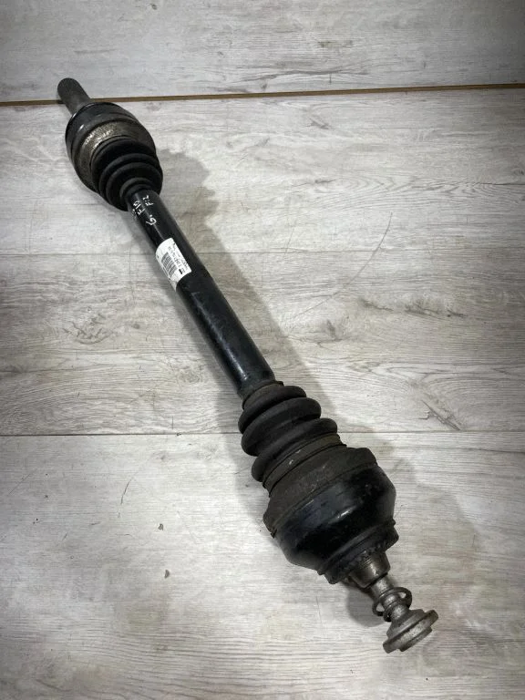 Rear driveshaft