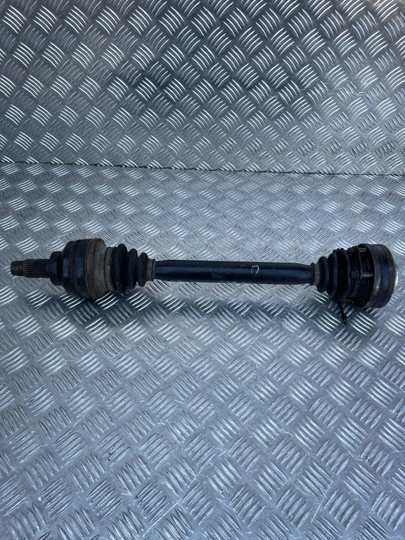 Rear driveshaft – BMW 5 Series E39 (1996-2003)