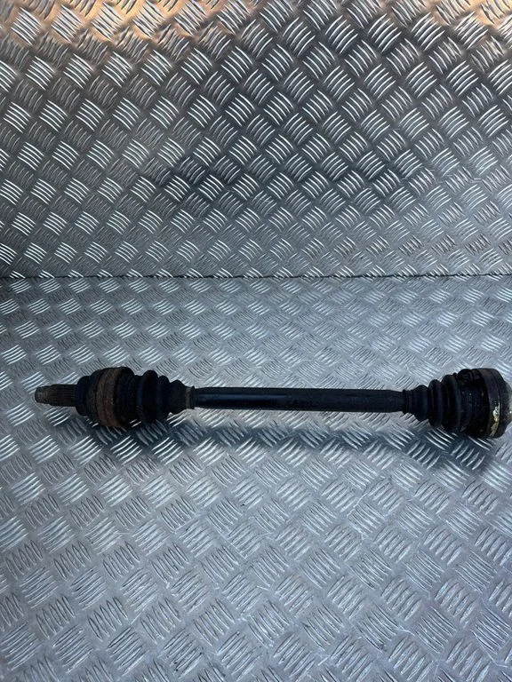 Rear driveshaft – BMW 5 Series E39 (1996-2003)