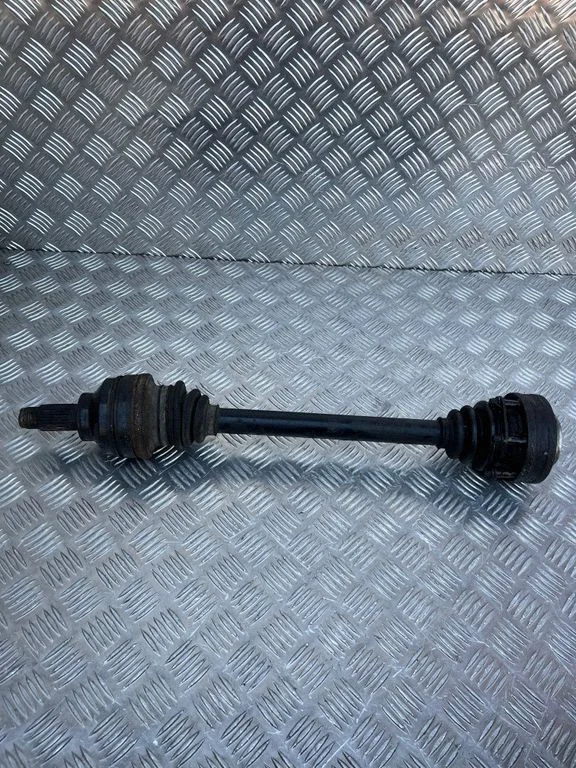 Tagumine pooltelg – BMW 5-seeria E39 (1996-2003)
