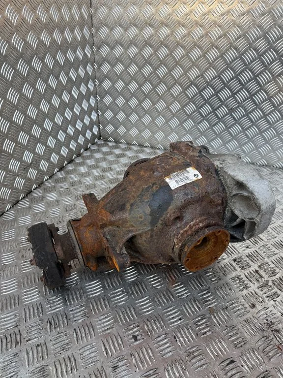 Aizmugurējais reduktors – BMW 3. sērija E90 E91 (2005-2012)