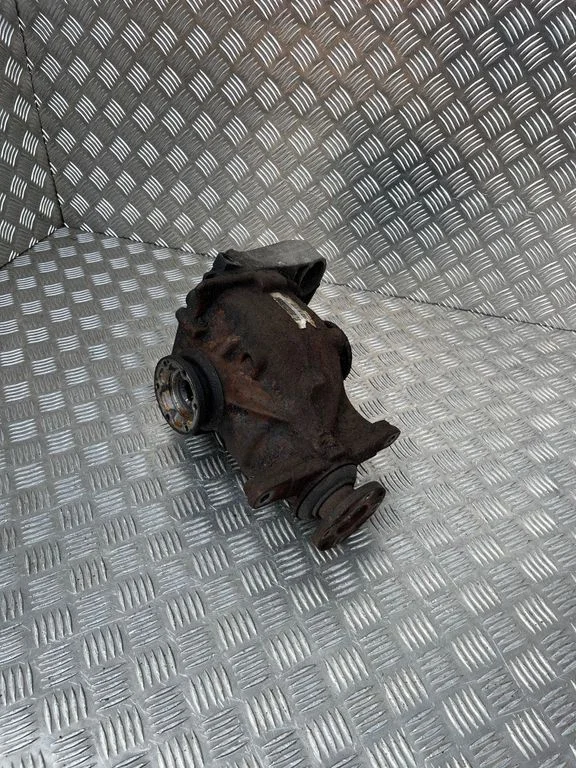 Rear differential – BMW 3 Series E90 E91 (2005-2012)