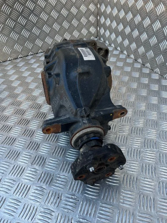 Aizmugurējais reduktors – BMW 3. sērija F30 F35 F31 (2012-2018)