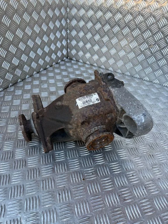 Rear differential – BMW 3 Series E90 E91 (2005-2012)