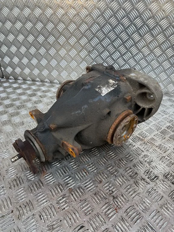 Aizmugurējais reduktors – BMW 3. sērija E90 E91 (2005-2012)