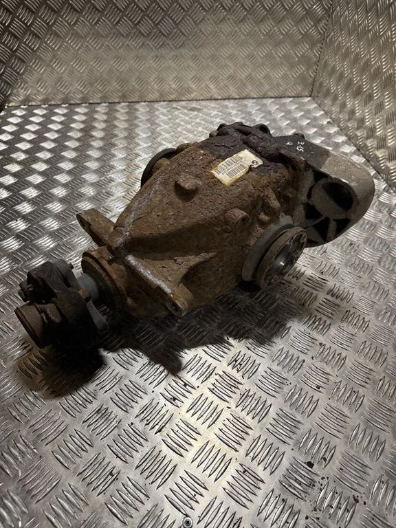 Aizmugurējais reduktors – BMW 3. sērija E90 E91 (2005-2012)