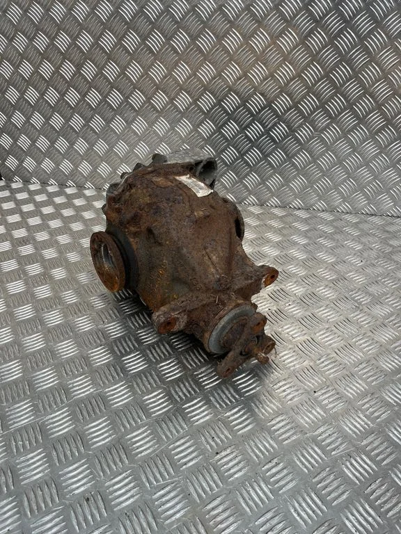 Rear differential – BMW 3 Series E90 E91 (2005-2012)