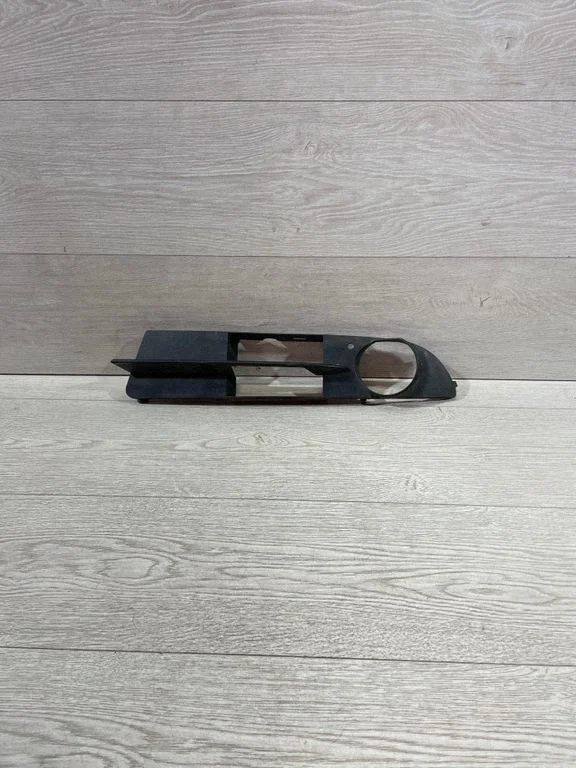 Esistange alumine võre (kolmeosaline) – BMW 5-seeria E60 E61 (2004-2010)