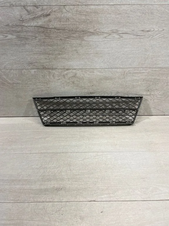 Esistange alumine võre (kolmeosaline) 7178115