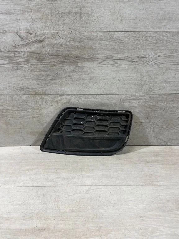 Kratka dolna zderzaka 8050446 – BMW X3 F25 (2010-2017)