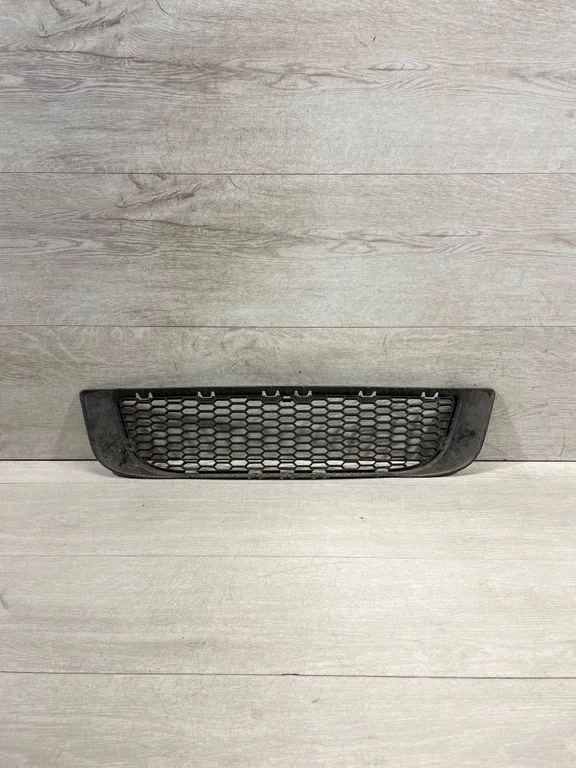 Front bumper lower grill 3417722