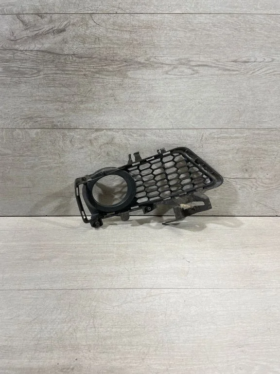 Front bumper lower grill 8062632