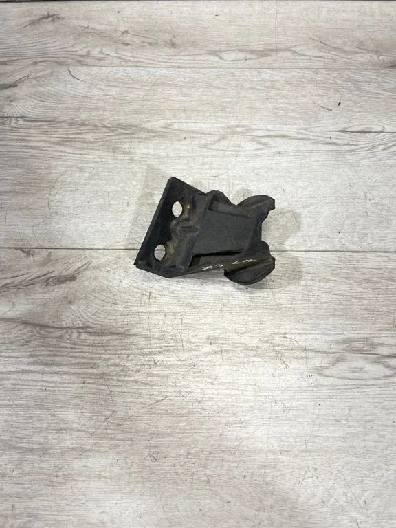 Rear bumper mounting bracket 8397521 – BMW Z3 E36 (1994-2002)