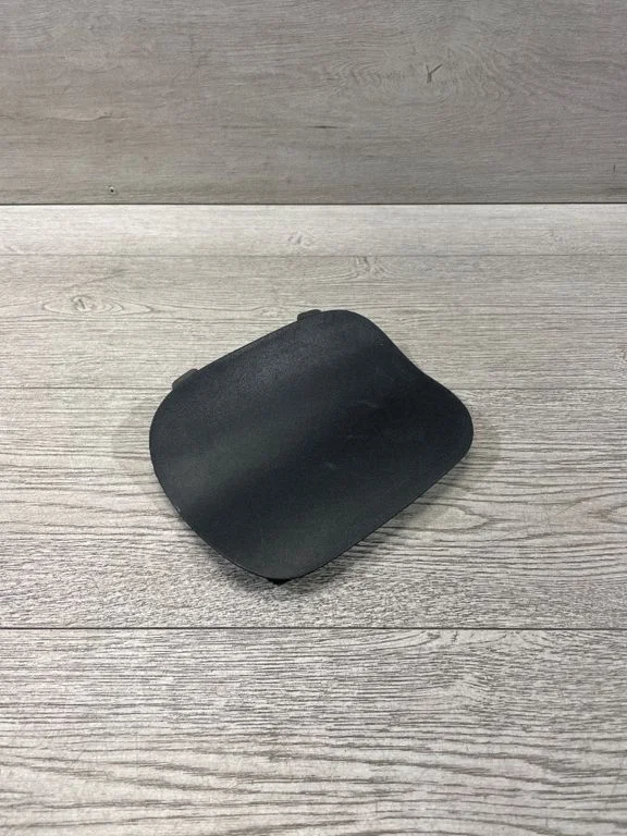 Rear bumper row hook cap/cover – BMW X5 E53 (1999-2006)