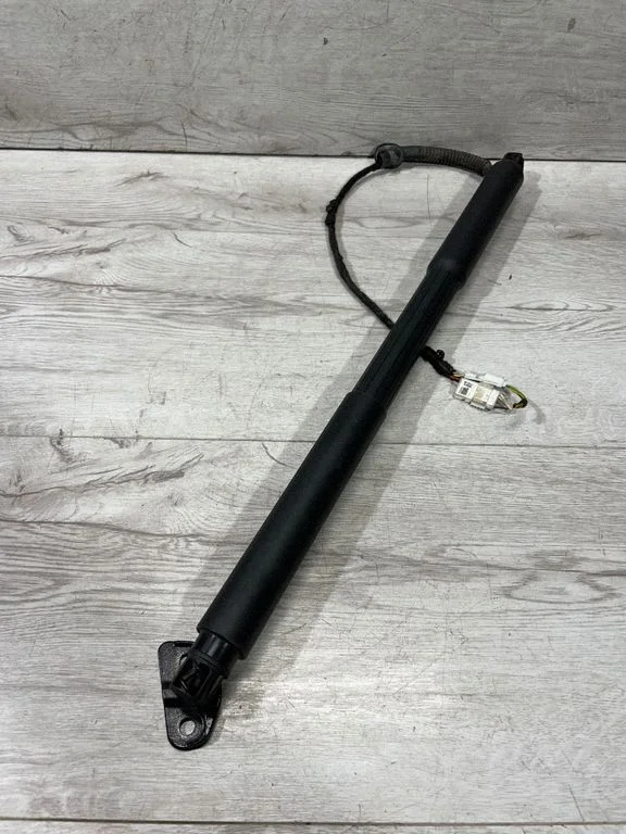 Tailgate/trunk strut/damper – BMW 3 Series F30 F35 F31 (2012-2018)
